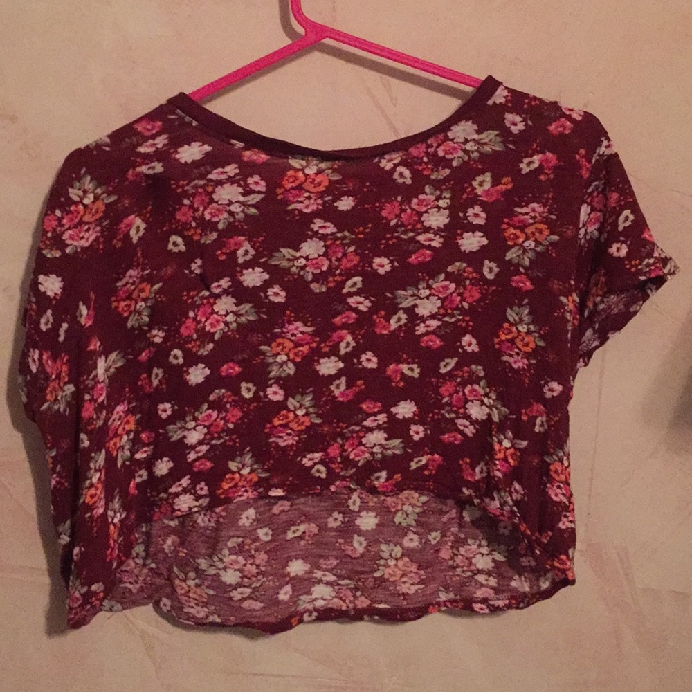 Floral Aeropostale crop top